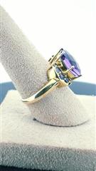 Amethyst Lady's Stone Ring 14K Yellow Gold 5g Size:6